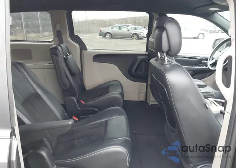 2017 Dodge Grand Caravan Sxt from USA, damaged, VIN 2C4RDGCG6HR715752